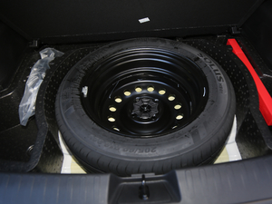 2019款1.5L 手动优享型 国V 备胎