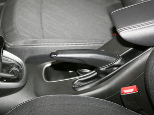 2019款1.5L CVT乐享型 国VI 驻车制动器