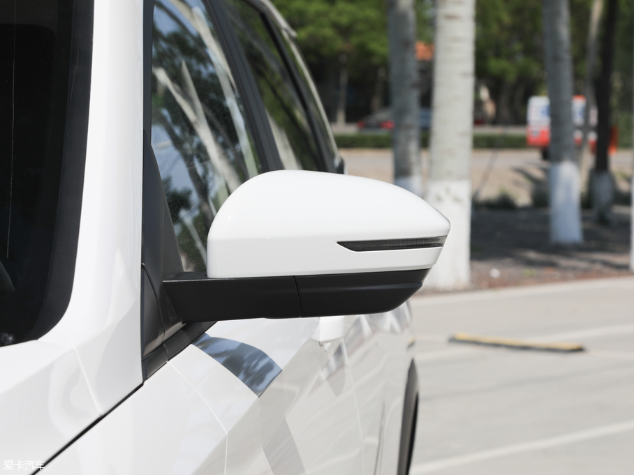 2019E530 1.5T CVTӢ 7 V