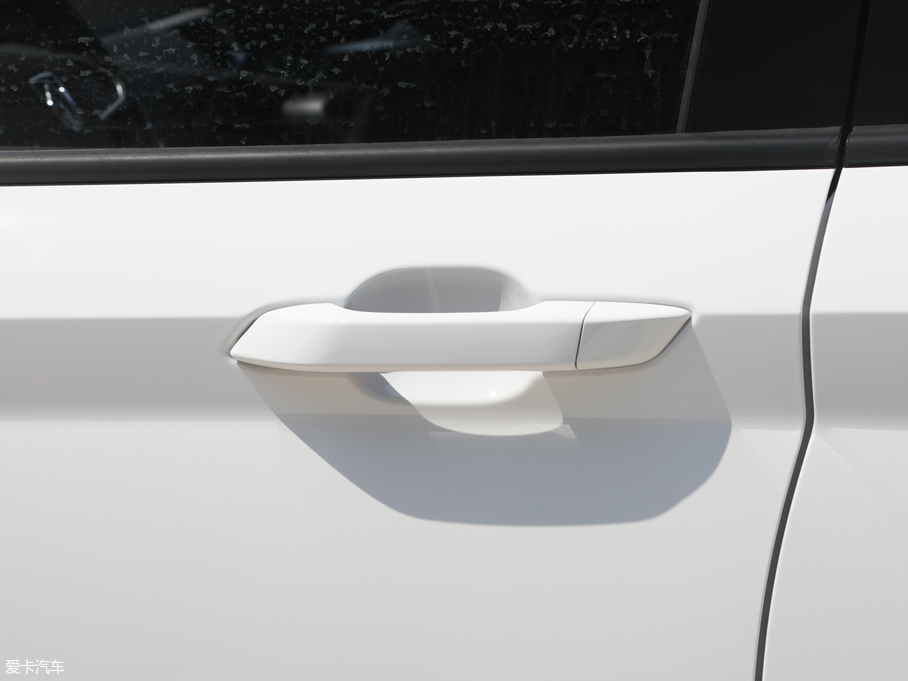 2019E530 1.5T CVTӢ 7 V