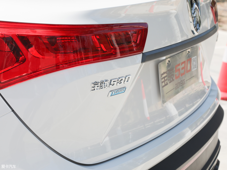 2019E530 1.5T CVTӢ 7 V