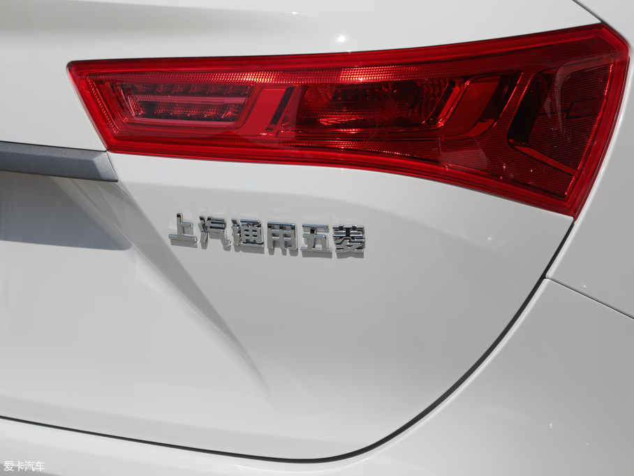 2019E530 1.5T CVTӢ 7 V