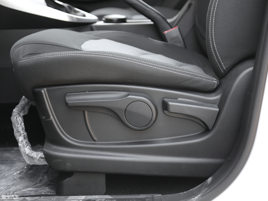 2019E530 1.5T CVTӢ 7 V