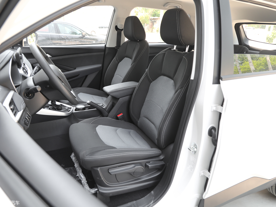 2019E530 1.5T CVTӢ 7 V