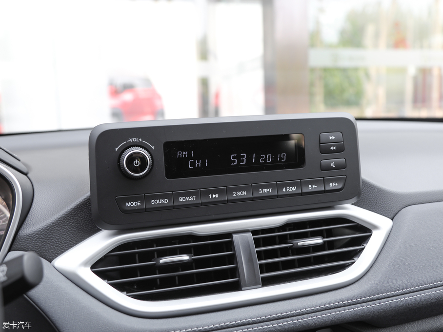 2019E530 1.5T CVTӢ 7 V