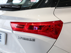 2019款1.5T CVT尊贵型 国V 细节外观