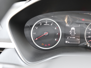 20191.5T CVTӢ 7 V п؅^