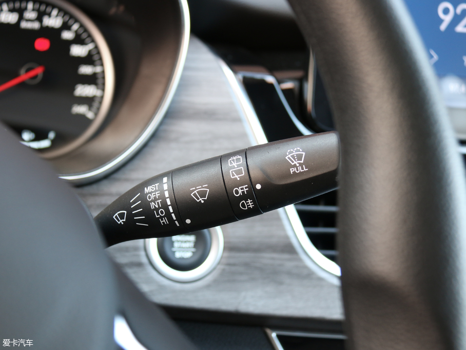 2019E730 1.5T CVTŞ 7 V