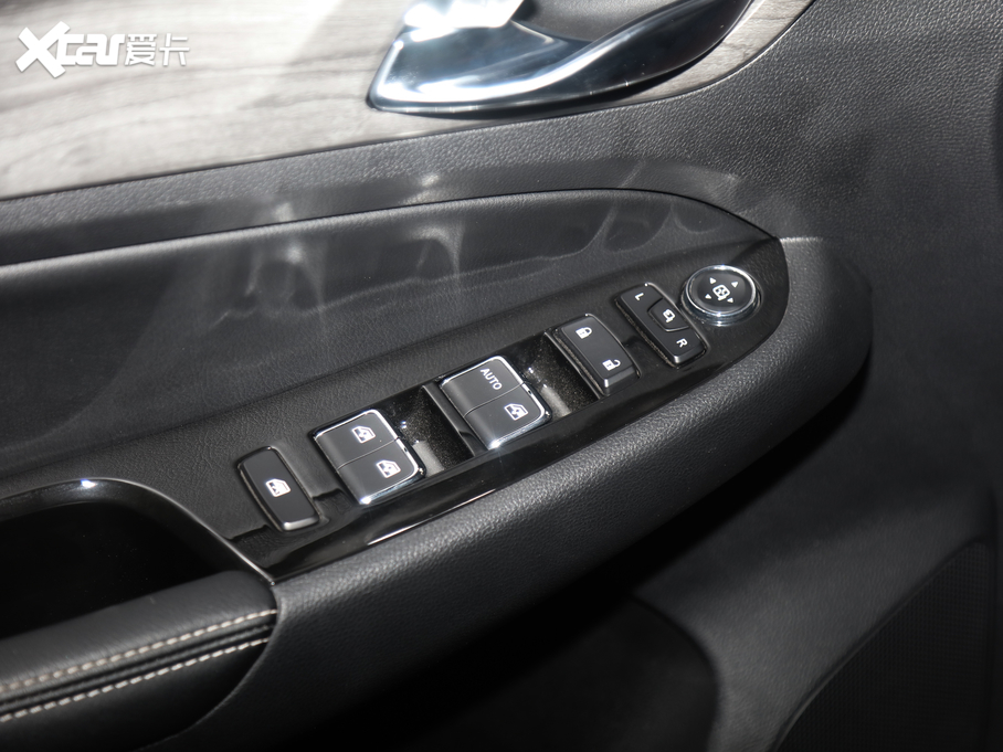 2019E730 1.5T CVTŞ 7 VI