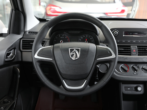 2017款1.5L 手动舒适型 方向盘