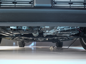 2019款1.5T CVT 24小时在线尊贵型 6座	 细节外观