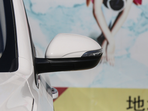 2019款1.5L CVT豪华型 国VI 后视镜
