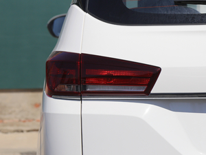 2019款1.5L CVT豪华型 国VI 细节外观