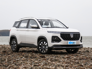 2020款1.5T CVT尊贵互联型 6座 整体外观