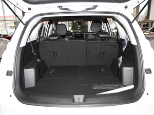 2020款1.5T CVT尊贵互联型 7座 行李厢空间