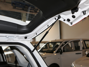 2020款1.5T CVT尊贵互联型 7座 空间座椅