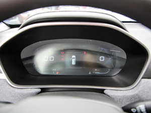2020款1.5T 手动舒适型 6座 仪表