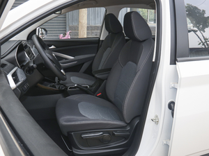 2020款1.5T 手动舒适型 5座 主驾驶座椅