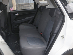 2020款1.5T 手动舒适型 5座 后排座椅
