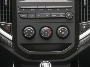 2020款1.5T 手动舒适型 5座 空调调节