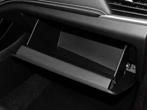 2020款1.5T CVT豪华互联型 6座 手套箱