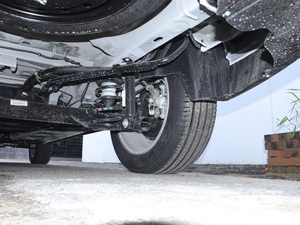 2020款1.5T 手动舒适型 7座 细节外观