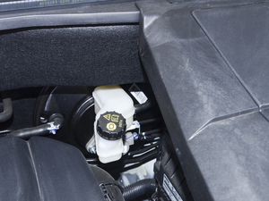 2020款1.5T 手动豪华型 5座 其它