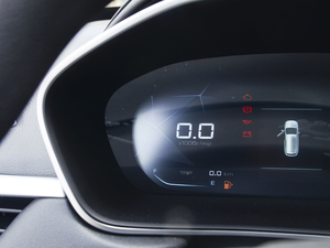 2020款1.5T 手动豪华型 5座 中控区