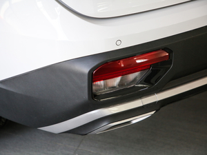 2020款1.5T CVT豪华互联型 5座 细节外观