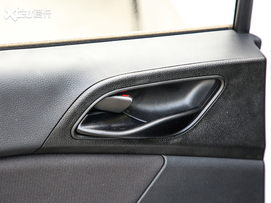 2020��E310 1.2L �ք����m��