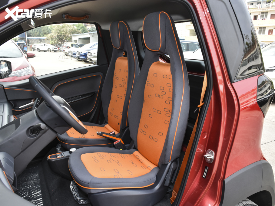 2020��EE100 305KM �ǐ���