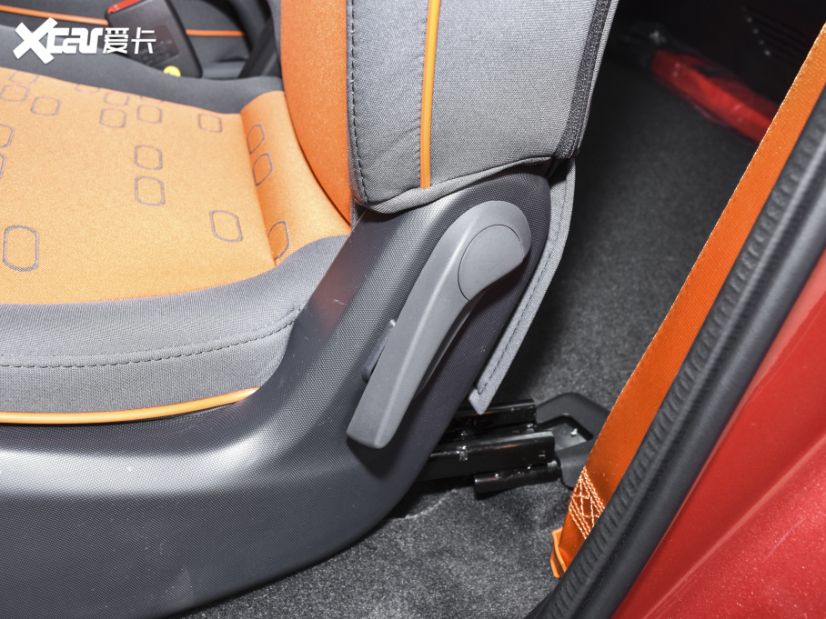 2020��EE100 305KM �ǐ���