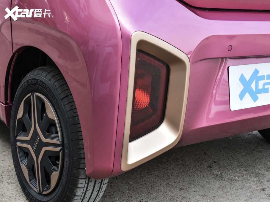 2020EE200 305KM а