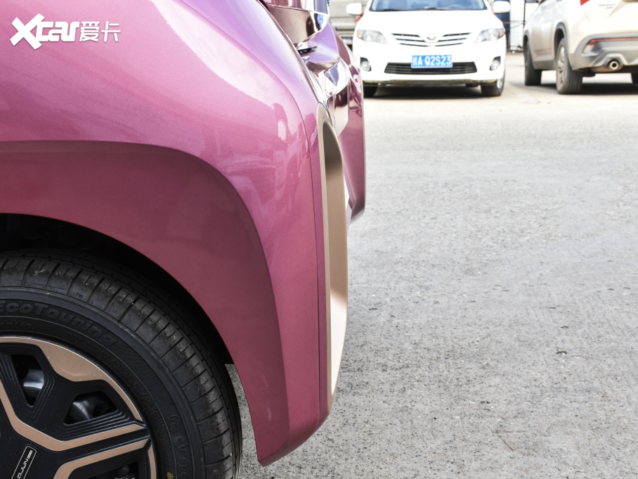 2020EE200 305KM а