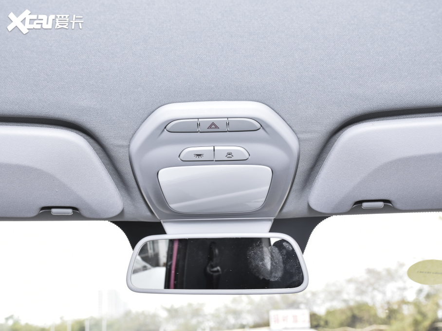 2020EE200 305KM а