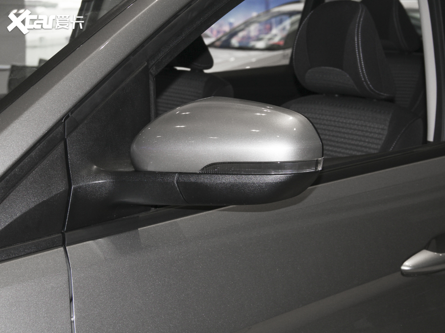 2021��E730 1.5T �քӕr���� 7��