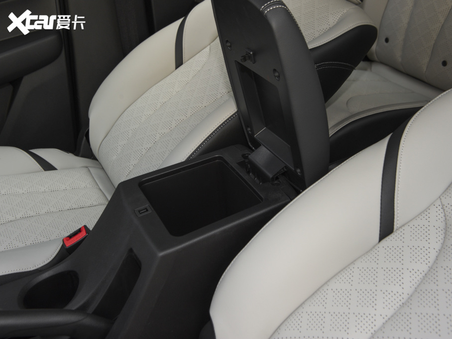 2021E730 1.5T CVTr 7