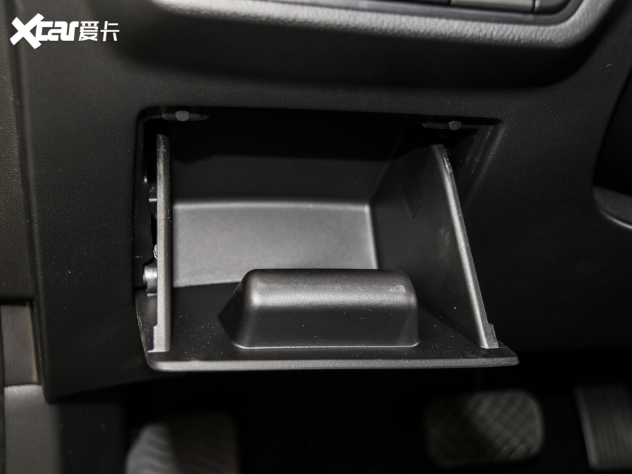 2021E530 1.5T CVTF(lin) ȫ܇o(j) 6