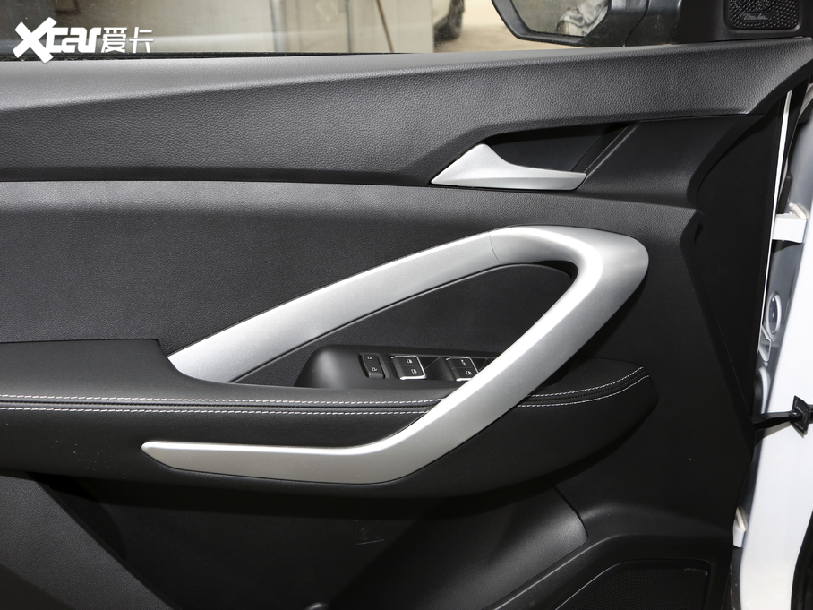 2021E530 1.5T ք(dng)A ȫ܇(ch)o(j) 6