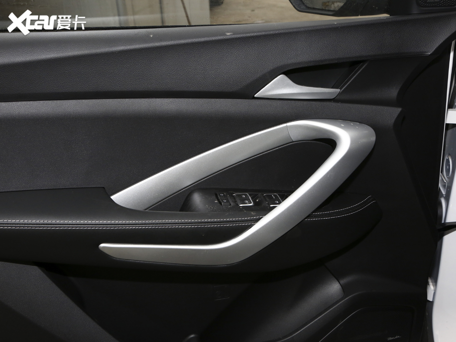 2021E530 1.5T CVTA ȫ܇o 6