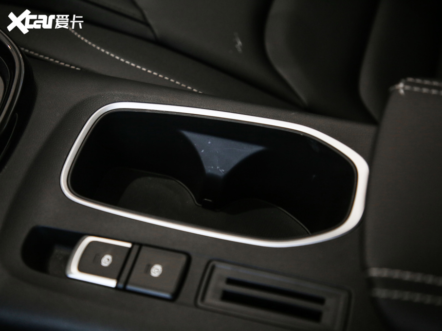 2021E530 1.5T CVTF(lin) ȫ܇o(j) 6