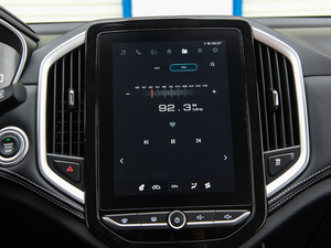 2021款1.5T CVT豪华型 全球车周年纪念版 7座 中控区