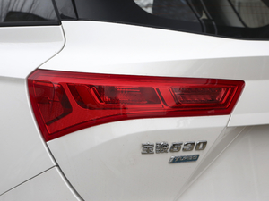 2021款1.5T 手动豪华型 全球车周年纪念版 6座 细节外观