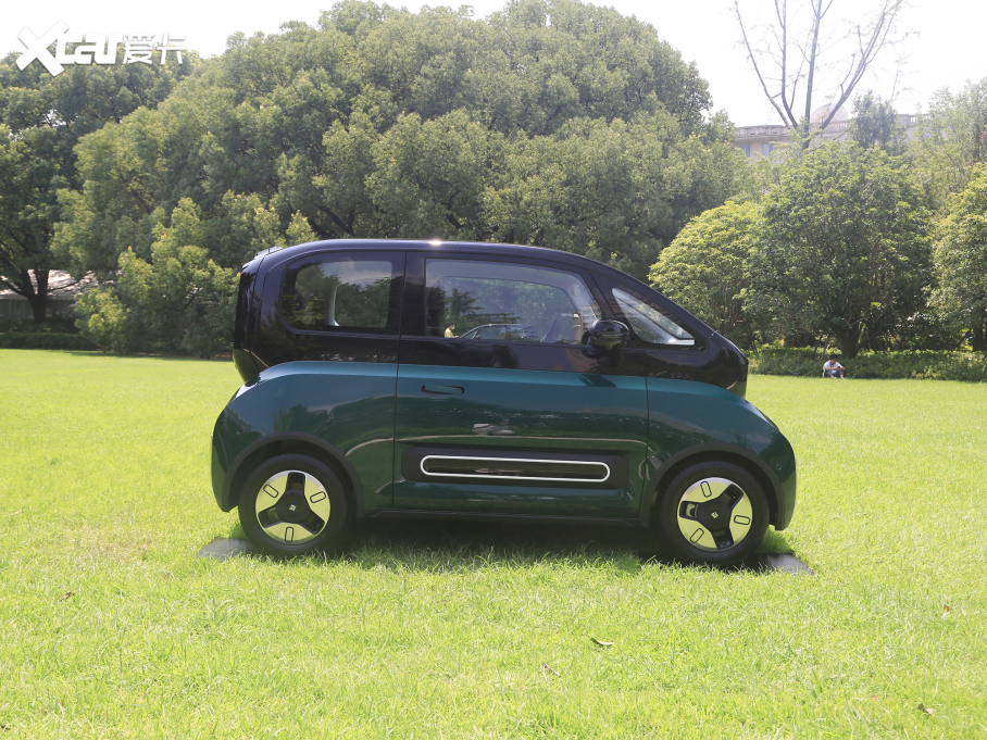 2021EKiWi EV ˇg F