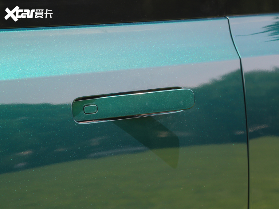 2021EKiWi EV ˇg F