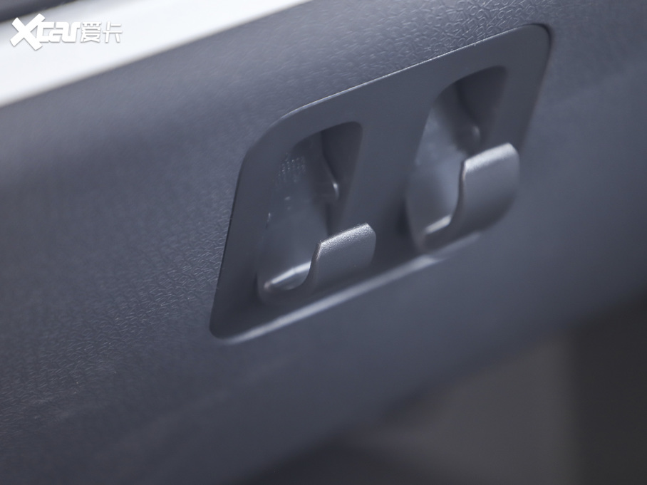 2021EKiWi EV ˇg F