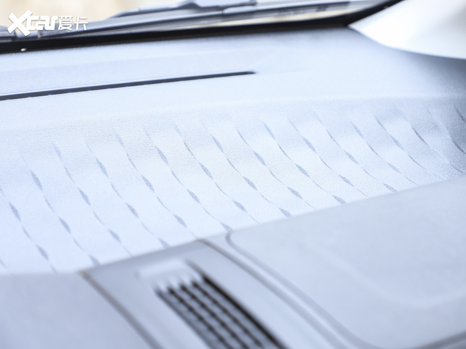 2021EKiWi EV ˇg F