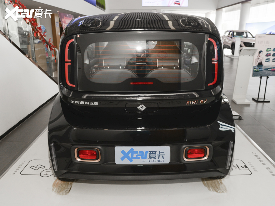 2022EKiWi EV ˇgp F