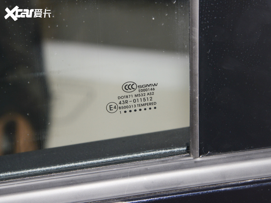 2022EKiWi EV ˇgp F