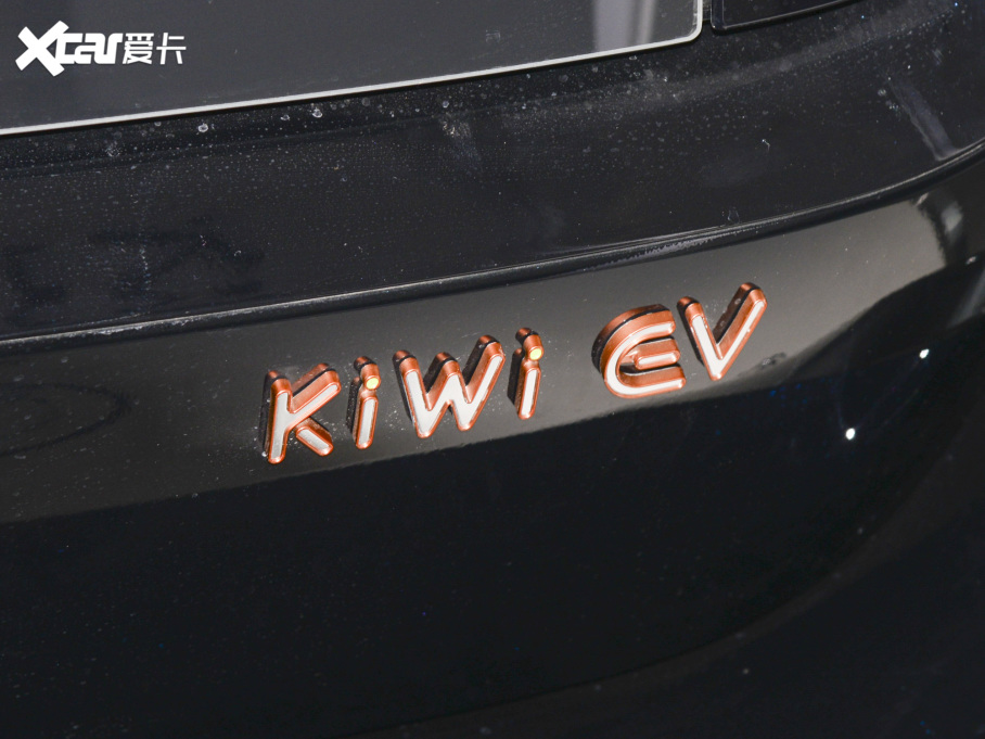 2022EKiWi EV ˇg(sh)p F